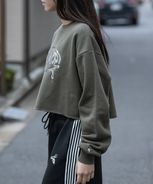 STARTER BLACK LABEL(スターターブラックレーベル)の「【t】〔STARTER BLACK LABEL〕メタルプリント カットオフ ショート丈 スウェット(スウェット・レディース・ブラック/カーキ/チャコールグレー/ホワイト・MEDIUM/LARGE)」の22枚目の写真
