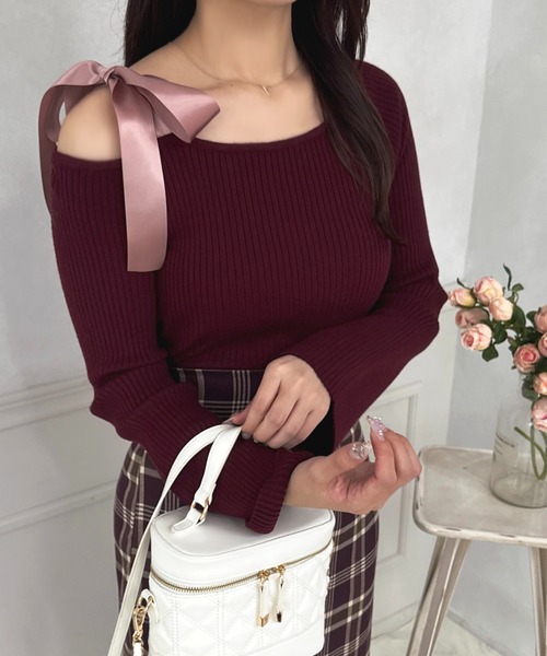 apres jour(アプレジュール)の「ロングスリーブリボンアシメニット【ZOZOTOWN限定アイテム】(ニット/セーター・レディース・ブラック/ブラウン/オフホワイト/ボルドー・フリー/X-LARGE)」の4枚目の写真