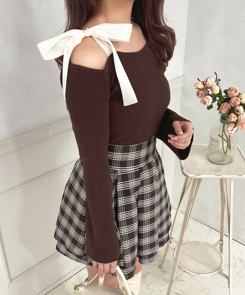 apres jour(アプレジュール)の「ロングスリーブリボンアシメニット【ZOZOTOWN限定アイテム】(ニット/セーター・レディース・ブラック/ブラウン/オフホワイト/ボルドー・フリー/X-LARGE)」の22枚目の写真