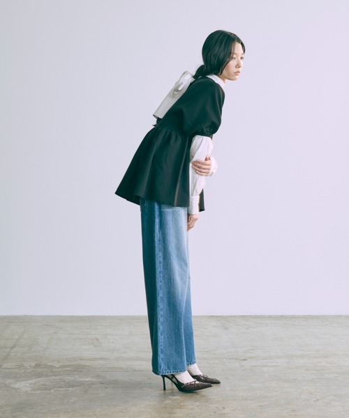 EN NEUME(エンノイム)の「Waist Adjustable Straight Denim(デニムパンツ・レディース・ブルー/サックスブルー・0/1)」の13枚目の写真
