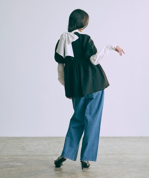EN NEUME(エンノイム)の「Waist Adjustable Straight Denim(デニムパンツ・レディース・ブルー/サックスブルー・0/1)」の17枚目の写真