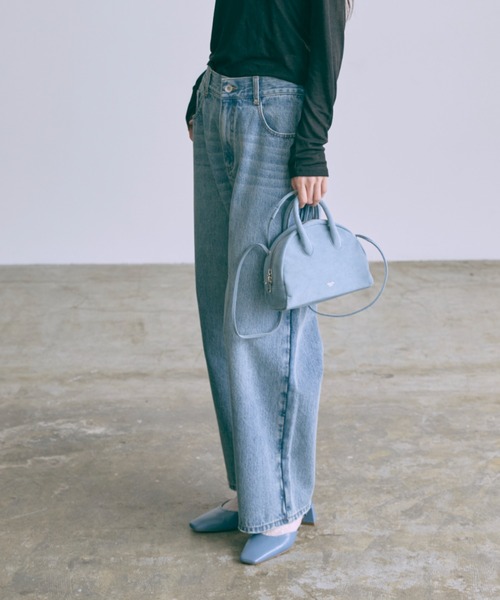 EN NEUME(エンノイム)の「Waist Adjustable Straight Denim(デニムパンツ・レディース・ブルー/サックスブルー・0/1)」の18枚目の写真