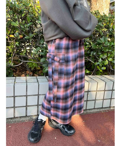 WC（ダブル シー）の「チェックカーゴロングスカート（スカート・レディース・ピンク/グリーン/ブラウン・FREE）」の20枚目の写真