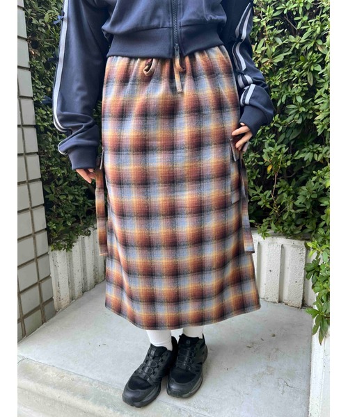 WC（ダブル シー）の「チェックカーゴロングスカート（スカート・レディース・ピンク/グリーン/ブラウン・FREE）」の5枚目の写真