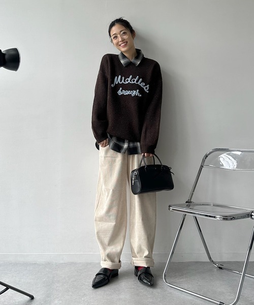 AS KNOW AS plus（アズノゥアズプラス）の「◇チェーンロゴ刺繍ニットプルオーバー（ニット/セーター・レディース・ベージュ系/グレー系/ブラウン系/ネイビー系/レッド系・FREE）」の18枚目の写真