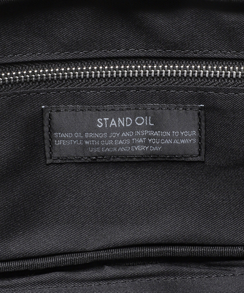 STANDOIL（スタンドオイル）の「【STAND OIL/スタンドオイル】 MORE BAGUETTE BAG（ショルダーバッグ・レディース・ブラック/アイボリー・FREE）」の8枚目の写真