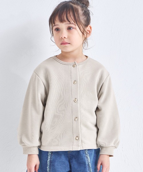 pairmanon（ペアマノン）の「【軽やかスウェット】裏毛 ハートボタン 長袖 カーディガン（カーディガン/ボレロ・キッズ・ベージュ/ブラック/アイボリー・150/110/130/90/140/120/100）」の3枚目の写真