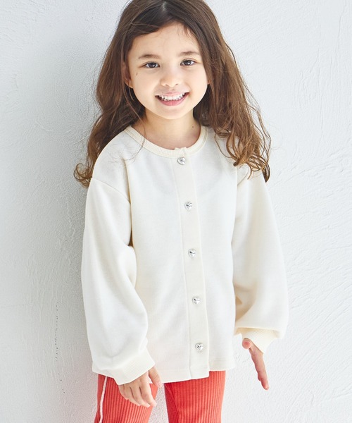 pairmanon（ペアマノン）の「【軽やかスウェット】裏毛 ハートボタン 長袖 カーディガン（カーディガン/ボレロ・キッズ・ベージュ/ブラック/アイボリー・150/110/130/90/140/120/100）」の2枚目の写真