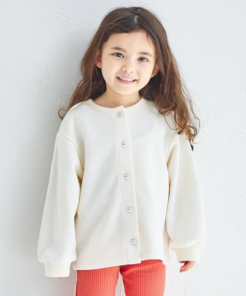 pairmanon（ペアマノン）の「【軽やかスウェット】裏毛 ハートボタン 長袖 カーディガン（カーディガン/ボレロ・キッズ・ベージュ/ブラック/アイボリー・150/110/130/90/140/120/100）」の5枚目の写真