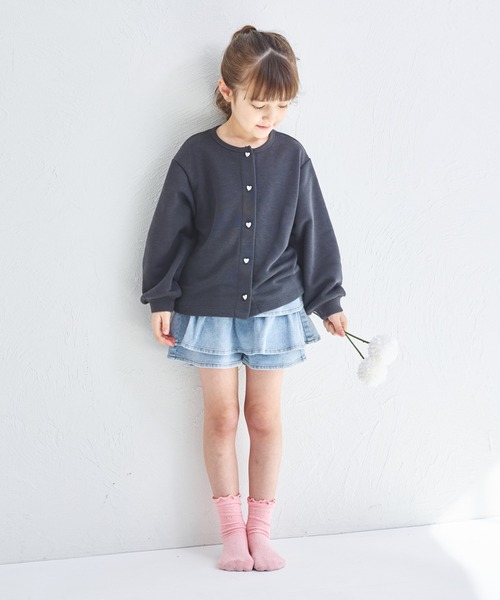 pairmanon（ペアマノン）の「【軽やかスウェット】裏毛 ハートボタン 長袖 カーディガン（カーディガン/ボレロ・キッズ・ベージュ/ブラック/アイボリー・150/110/130/90/140/120/100）」の8枚目の写真