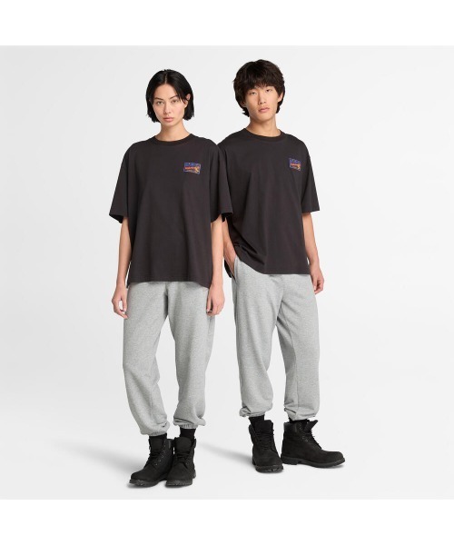 Timberland（ティンバーランド）の「オールジェンダー ロゴ ループバック スウェットパンツ（その他パンツ・メンズ・グレー・X-LARGE/SMALL/MEDIUM/LARGE）」の4枚目の写真