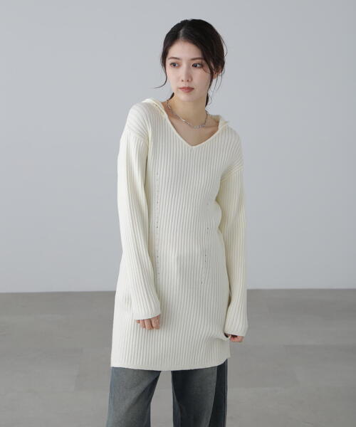 FREE'S MART（フリーズマート）の「フード付きニットミニワンピース（ワンピース・レディース・グレー/ホワイト・SMALL/MEDIUM）」の17枚目の写真