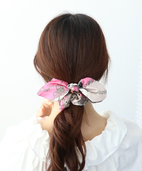 スカーフ柄リボンシュシュ（シュシュ）｜Three Four Time（スリー