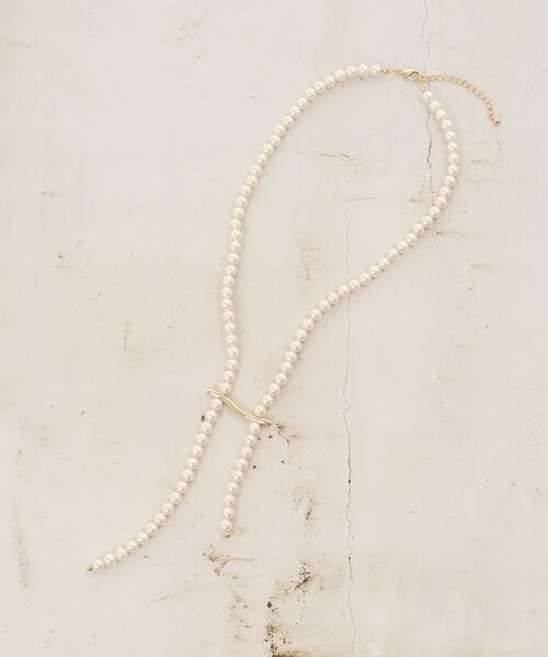le.coeur blanc(ルクールブラン)の「パールラリエットネックレス(ネックレス・レディース・オフホワイト・FREE)」の2枚目の写真