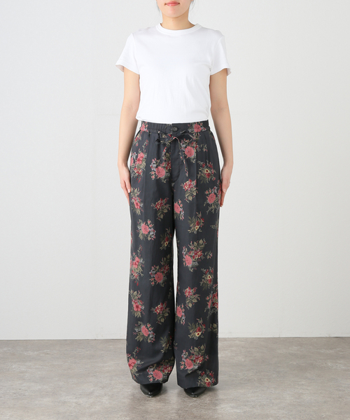 JANE SMITH / JOHN SMITH（ジェーンスミスジョンスミス）の「【JANE SMITH/ジェーンスミス】FLOWER PRINT COTTON RAYON WAI：パンツ（その他パンツ・レディース・ブラック・38）」の2枚目の写真