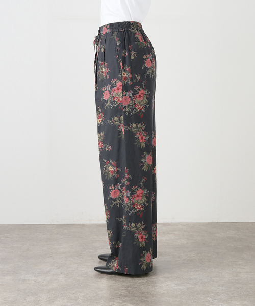 JANE SMITH / JOHN SMITH（ジェーンスミスジョンスミス）の「【JANE SMITH/ジェーンスミス】FLOWER PRINT COTTON RAYON WAI：パンツ（その他パンツ・レディース・ブラック・38）」の4枚目の写真
