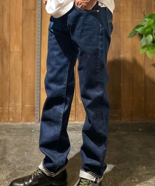 Levi's（リーバイス）の「【Levi's】「501」オリジナルストレート セルビッジデニムパンツ (ワンウォッシュ / セットアップ / ライトオン限定)（デニムパンツ・メンズ・ダークインディゴブルー・30inch/31inch/33inch/34inch/36inch/32inch/28inch/29inch）」の16枚目の写真