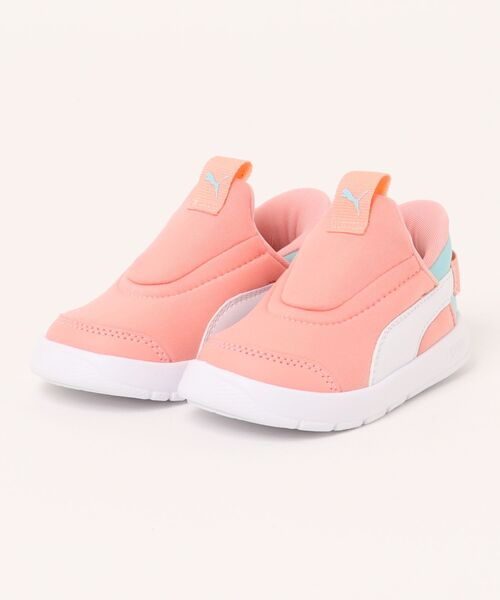 PUMA（プーマ）の「《PUMA》ｺｰﾄﾌﾚｯｸｽ v3 EASE IN ｲﾝﾌｧﾝﾄ（スリッポン・キッズ・ブルー/ブラック/ピンク系その他・14.0cm/15.0cm/16.0cm/13.0cm）」の3枚目の写真