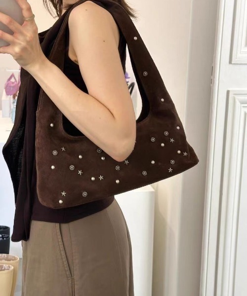 almo（アルモ）の「【LAMPOON】スタッズハンドバッグ（ハンドバッグ・レディース・ブラック/ブラウン・FREE）」の2枚目の写真