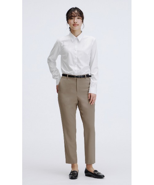 AOYAMA（アオヤマ）の「【スーパーイージーアイロン】お手入れ簡単！長袖レギュラーカラーシャツ/グレー/ストライプ｜通勤＆オフィス＆入卒＆セレモニー＆オケージョン｜形態安定・ストレッチ・消臭｜（ビジネスシャツ・レディース・グレー・7号/15号/11号/9号/13号/17号）」の3枚目の写真
