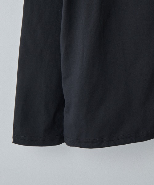 COLONY 2139（コロニートゥーワンスリーナイン）の「ジップアップラッシュガード（ラッシュガード・レディース・ブラック・FREE）」の4枚目の写真