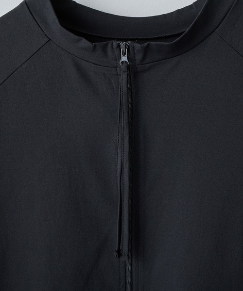 COLONY 2139（コロニートゥーワンスリーナイン）の「ジップアップラッシュガード（ラッシュガード・レディース・ブラック・FREE）」の6枚目の写真