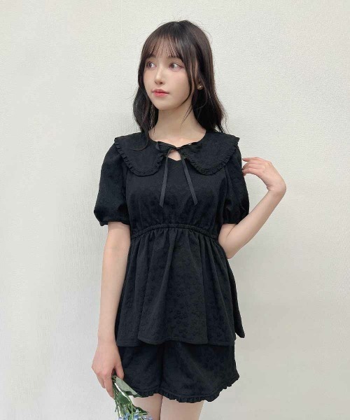 F i.n.t（フィント）の「【３点セット】フラワージャガードブラウスセットアップ【1枚で快適】/ fint　フィント（セットアップ・レディース・アイボリー/ブラック・FREE）」の9枚目の写真