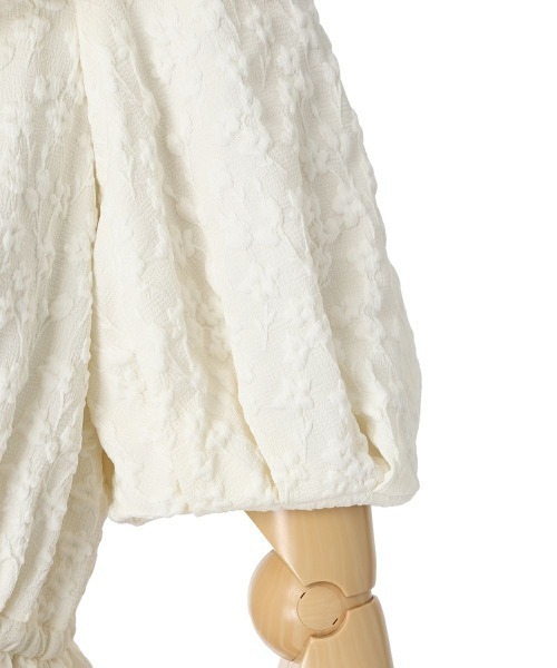 F i.n.t（フィント）の「【３点セット】フラワージャガードブラウスセットアップ【1枚で快適】/ fint　フィント（セットアップ・レディース・アイボリー/ブラック・FREE）」の19枚目の写真