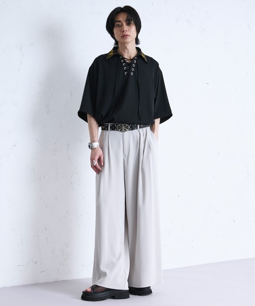 Ellno Loset（エルノロゼット）の「レースアップフラワー刺繍シャツ（シャツ/ブラウス・メンズ・オフホワイト/ブルーグレー/ブラック/ボルドー・MEDIUM/LARGE/SMALL）」の18枚目の写真