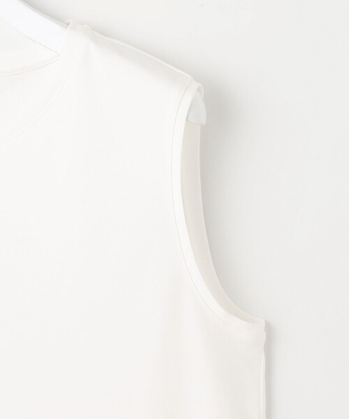 J.PRESS（ジェイプレス）の「【洗える】ノースリーブスムースジャージー フレア カットソー（Tシャツ/カットソー・レディース・ホワイト系・LARGE/MEDIUM）」の2枚目の写真