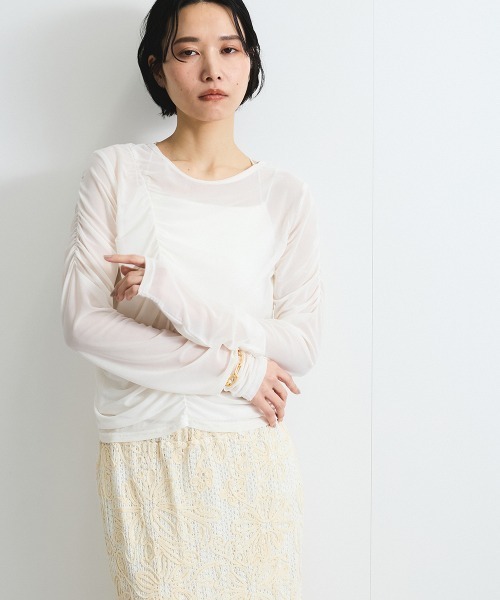 VICKY(ビッキー)の「ニュアンスシアーシャーリングプルオーバー≪手洗い可能≫(Tシャツ/カットソー・レディース・ベージュ系その他/オフホワイト・M)」の6枚目の写真