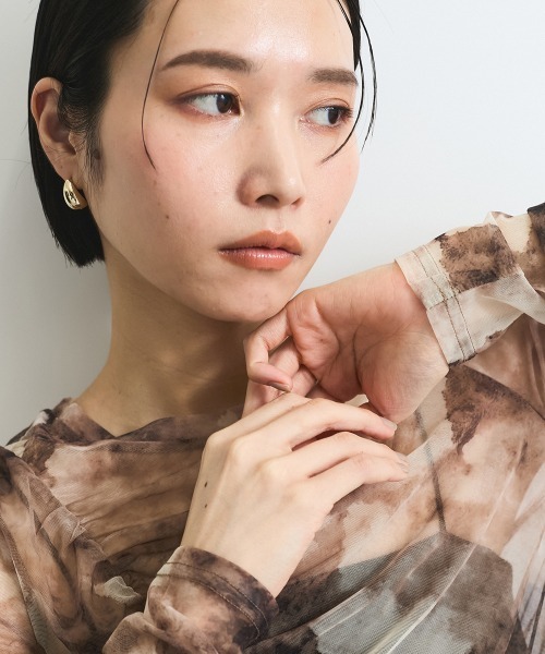 VICKY(ビッキー)の「ニュアンスシアーシャーリングプルオーバー≪手洗い可能≫(Tシャツ/カットソー・レディース・ベージュ系その他/オフホワイト・M)」の14枚目の写真