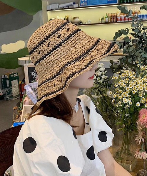 VIBGYOR（ヴィブジョー）の「pur chouchou/クロシェ編み ボーダー 麦わら ペーパーハット P4466（ハット・レディース・ブラウン/ベージュ・FREE）」の4枚目の写真