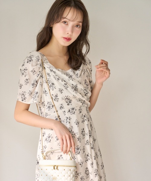 SNIDEL レーヨンカシュクールプリントワンピース SNIDEL レーヨンカシュクールプリントワンピース