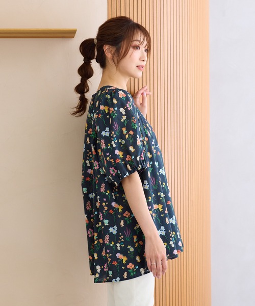 Jolly Poupee(ジョリープッペ)の「【22fabric】花の木/ブラウス(シャツ/ブラウス・レディース・ネイビー/ベージュ・42/38/46)」の17枚目の写真