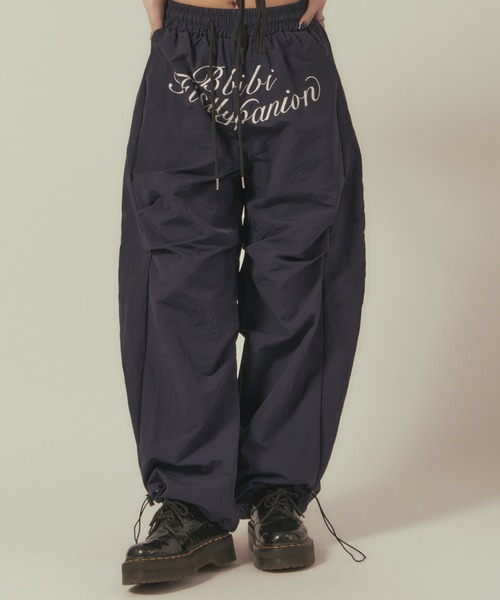 BLANK (ブランク)の「Lettering Logo Wide Pants/レタリングロゴワイドパンツ(その他パンツ・レディース・ブラック/グレー・FREE)」の2枚目の写真