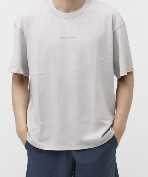 UNDER ARMOUR(アンダーアーマー)の「アンダーアーマー UAヘビーウエイト ウォッシュド ショートスリーブ Tシャツ(Tシャツ/カットソー・メンズ・ブルー/グレー/ブラック・S/M/L/LL/3L)」の3枚目の写真