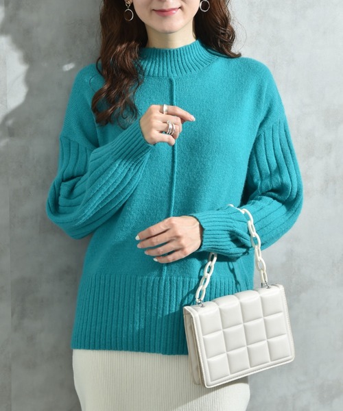 INTERPLANET(インタープラネット)の「7G袖ワイドリブハイネックプルオーバー(ニット/セーター・レディース・ブラック/グリーン/ベージュ/オレンジ/ブルー・FREE)」の3枚目の写真