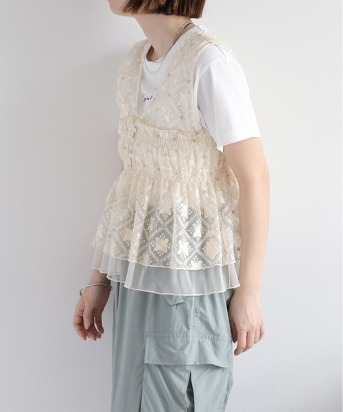 cepo（セポ）の「チュールレース刺繍ビスチェ（シャツ/ブラウス・レディース・オフホワイト/ブラック・M）」の19枚目の写真