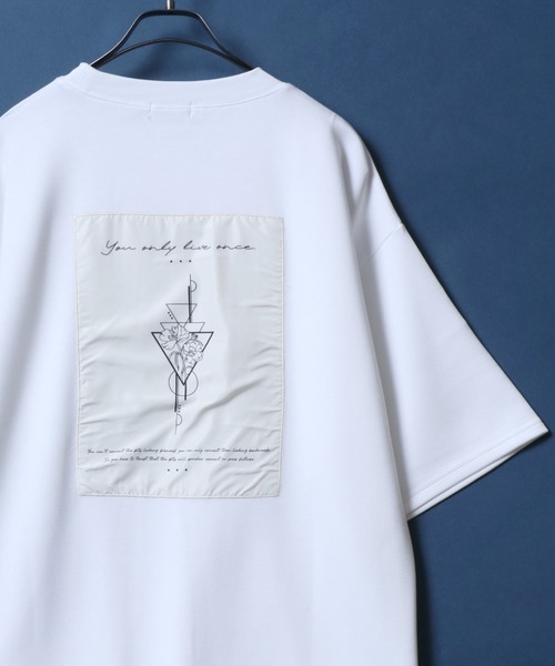 ANPAS(アンパス)の「Cool Touch Ponte Fabric Flower&Geometry Back Print T-shirt/ポンチ バックプリント デザインプリント 半袖 Tシャツ レディース メンズ(Tシャツ/カットソー・メンズ・ブラック系その他/ホワイト系その他2/ブラック系その他3/ブラック系その他2/ホワイト系その他/ホワイト系その他3・M/L)」の2枚目の写真