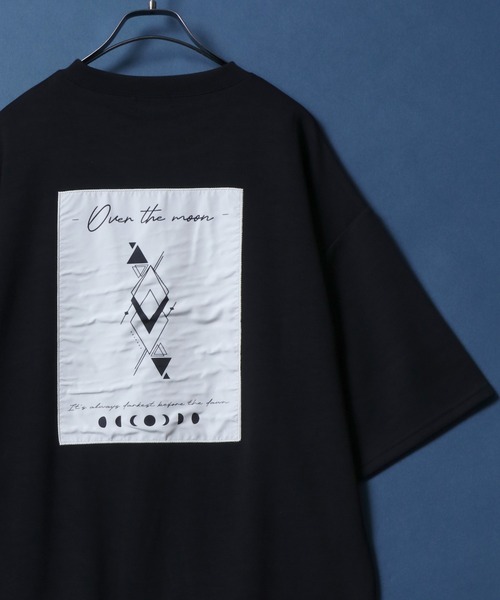 ANPAS(アンパス)の「Cool Touch Ponte Fabric Flower&Geometry Back Print T-shirt/ポンチ バックプリント デザインプリント 半袖 Tシャツ レディース メンズ(Tシャツ/カットソー・メンズ・ブラック系その他/ホワイト系その他2/ブラック系その他3/ブラック系その他2/ホワイト系その他/ホワイト系その他3・M/L)」の5枚目の写真