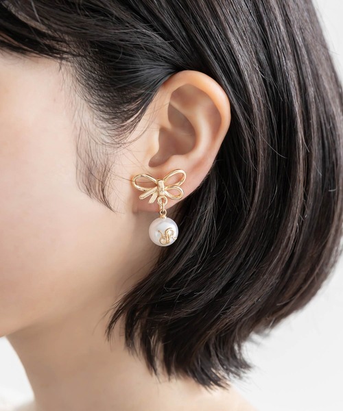 RANDA(ランダ)の「モノグラムリボンイヤリング(イヤリング・レディース・ゴールド/シルバー・FREE)」の2枚目の写真