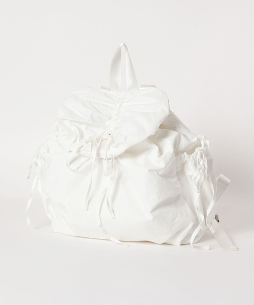 Heather(ヘザー)の「ナイロンリボンリュック 497301(バックパック/リュック・レディース・ブラック/ホワイト・ONE SIZE)」の1枚目の写真