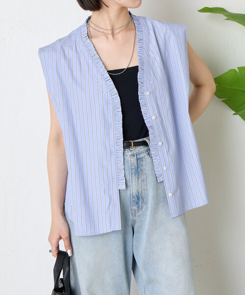 Jena espace merveilleux（ジェナ　エスパスメルヴェイユ）の「フロントフリルブラウス（シャツ/ブラウス・レディース・チャコールグレー/ブルー・FREE）」の2枚目の写真