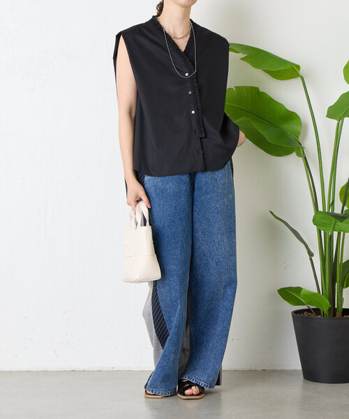 Jena espace merveilleux（ジェナ　エスパスメルヴェイユ）の「フロントフリルブラウス（シャツ/ブラウス・レディース・チャコールグレー/ブルー・FREE）」の3枚目の写真