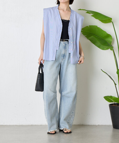 Jena espace merveilleux（ジェナ　エスパスメルヴェイユ）の「フロントフリルブラウス（シャツ/ブラウス・レディース・チャコールグレー/ブルー・FREE）」の13枚目の写真