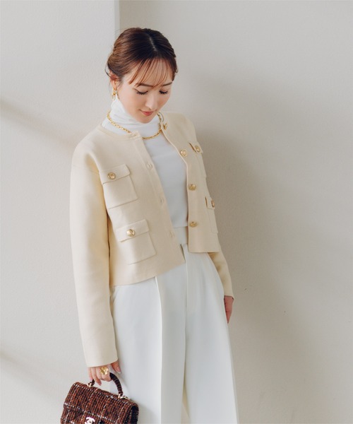 UR'S（ユアーズ）の「ゴールド釦ニットカーディガン/ジャケット（ノーカラージャケット・レディース・アイボリー/ブラック/グレー系その他・S/L/M）」の21枚目の写真