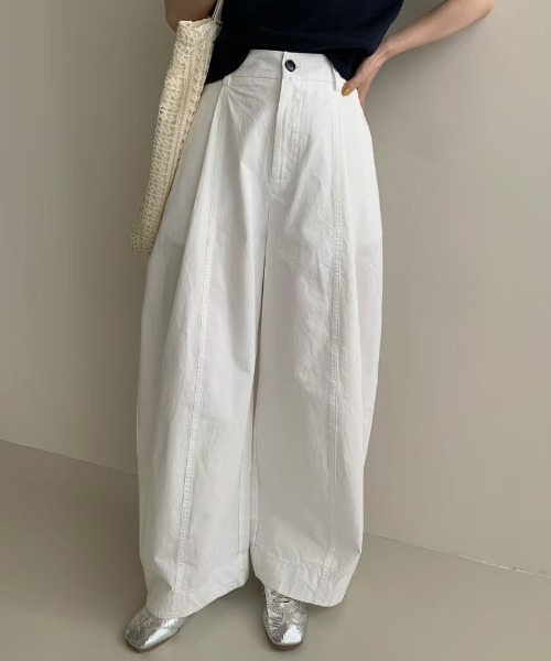 on:nue】カーブバルーンワイドパンツ /2025 SS COLLECTION