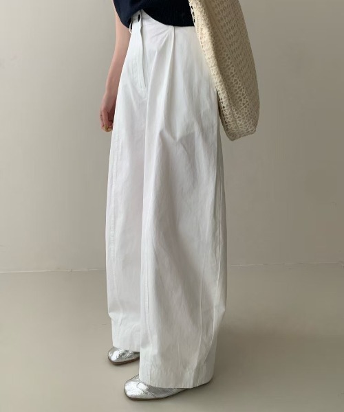 on:nue（オンニュ）の「【on:nue】[着用動画あり！/3色展開/3サイズ展開] カーブバルーンワイドパンツ（その他パンツ・レディース・グレー/ホワイト/ネイビー・SMALL/MEDIUM/LARGE）」の8枚目の写真