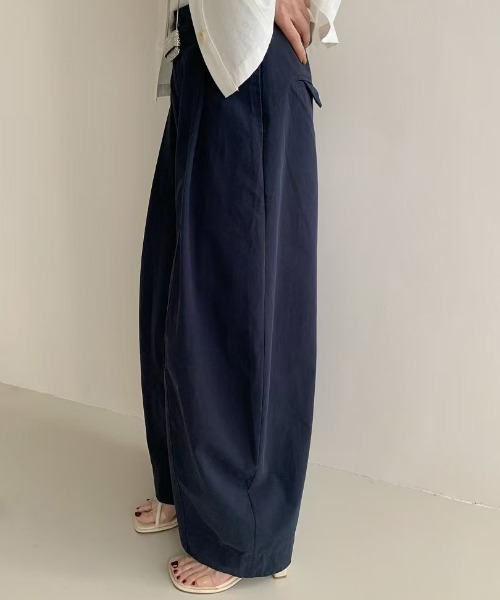 on:nue（オンニュ）の「【on:nue】[着用動画あり！/3色展開/3サイズ展開] カーブバルーンワイドパンツ（その他パンツ・レディース・グレー/ホワイト/ネイビー・SMALL/MEDIUM/LARGE）」の17枚目の写真